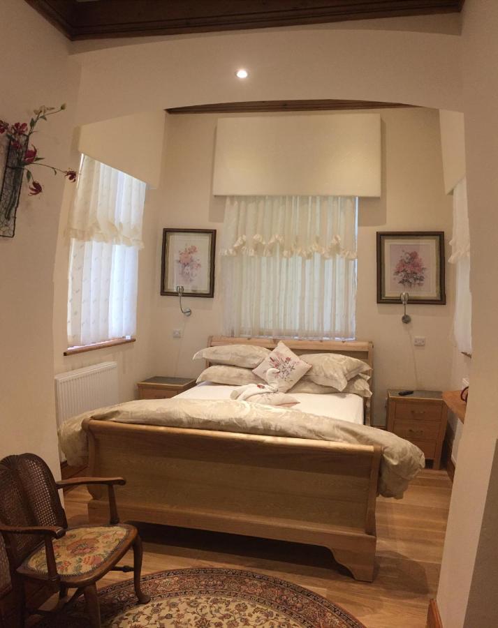 Little Red Rooster Rest Hotel Tenby Luaran gambar